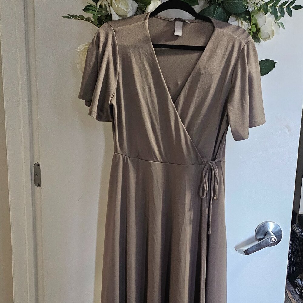 H&M Green Wrap Dress - Medium
